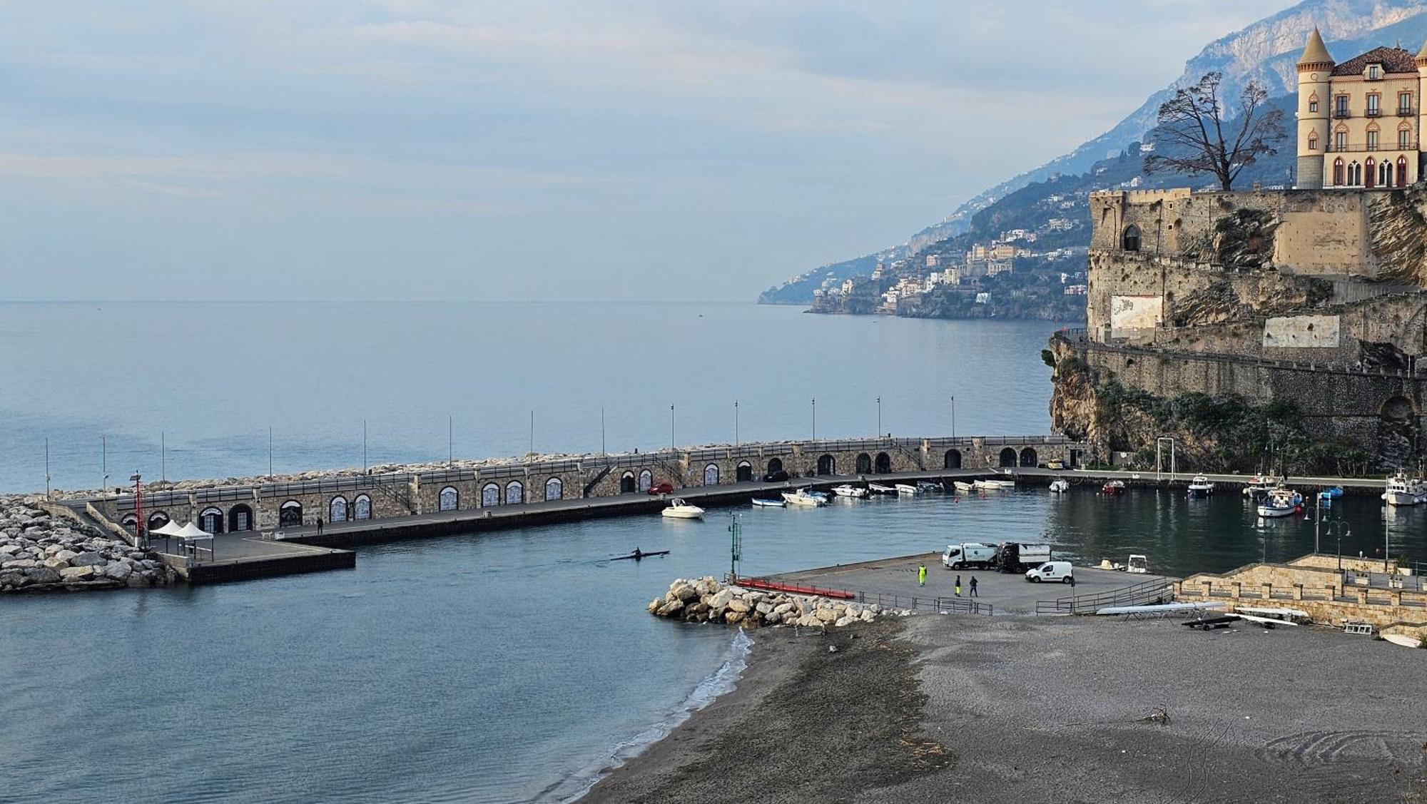 Galene - Beachfront In Costa D'Amalfi Maiori Exterior foto