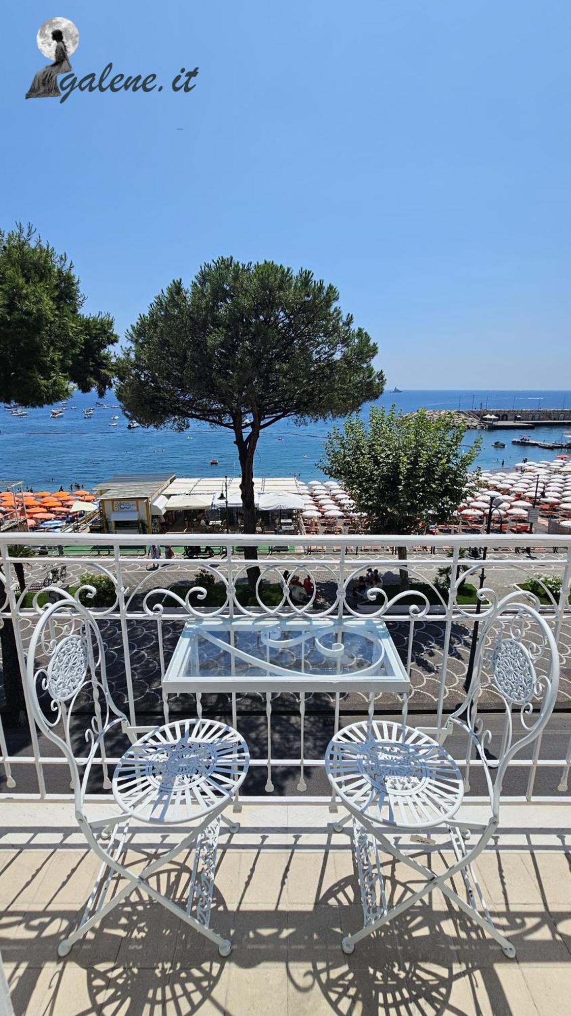 Galene - Beachfront In Costa D'Amalfi Maiori Exterior foto